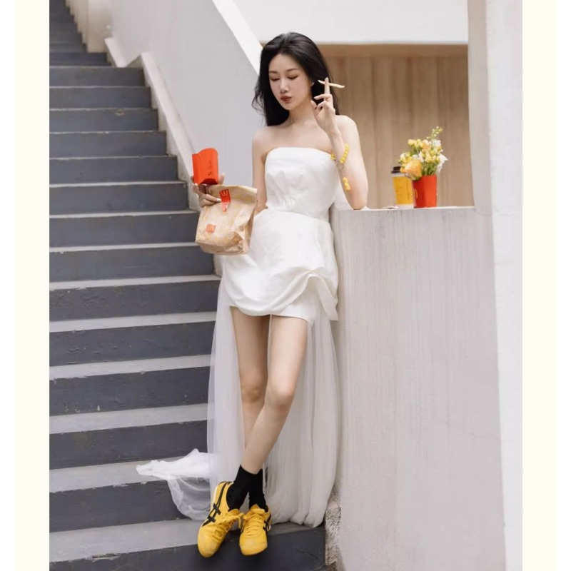French White Strapless Morning - đánh giá và giá Outdoor Lighting For Photography