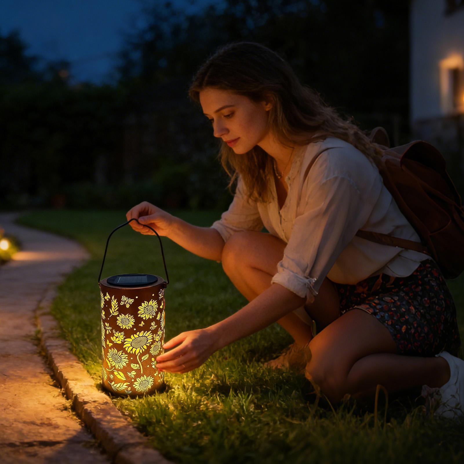 Outdoor Solar Lantern Metal Wa - đánh giá và giá Outdoor Lighting Front Yard