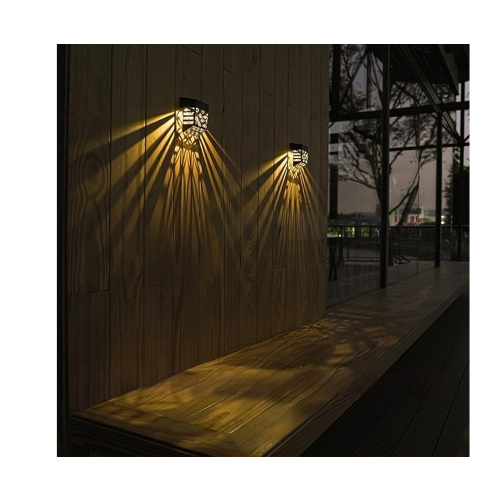 Solar Powered LED Garden Fence - đánh giá và giá Outdoor Lighting Yard Decoration